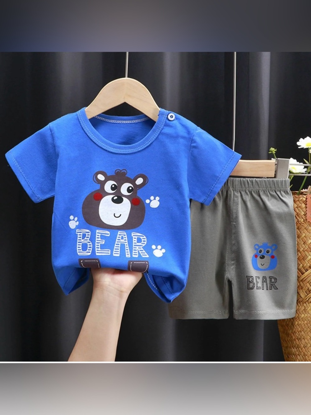 Boy 4-5  Bear Graphic Tee and Shorts Set - Bright blue and gray
